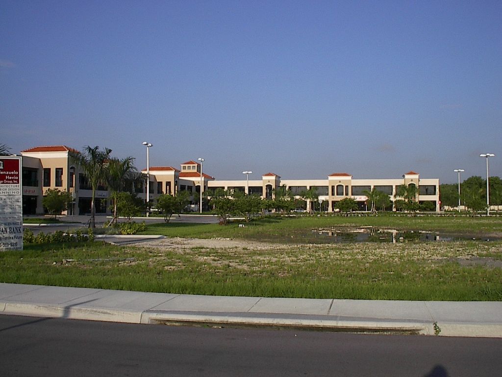 Kendall Breeze Shopping Center